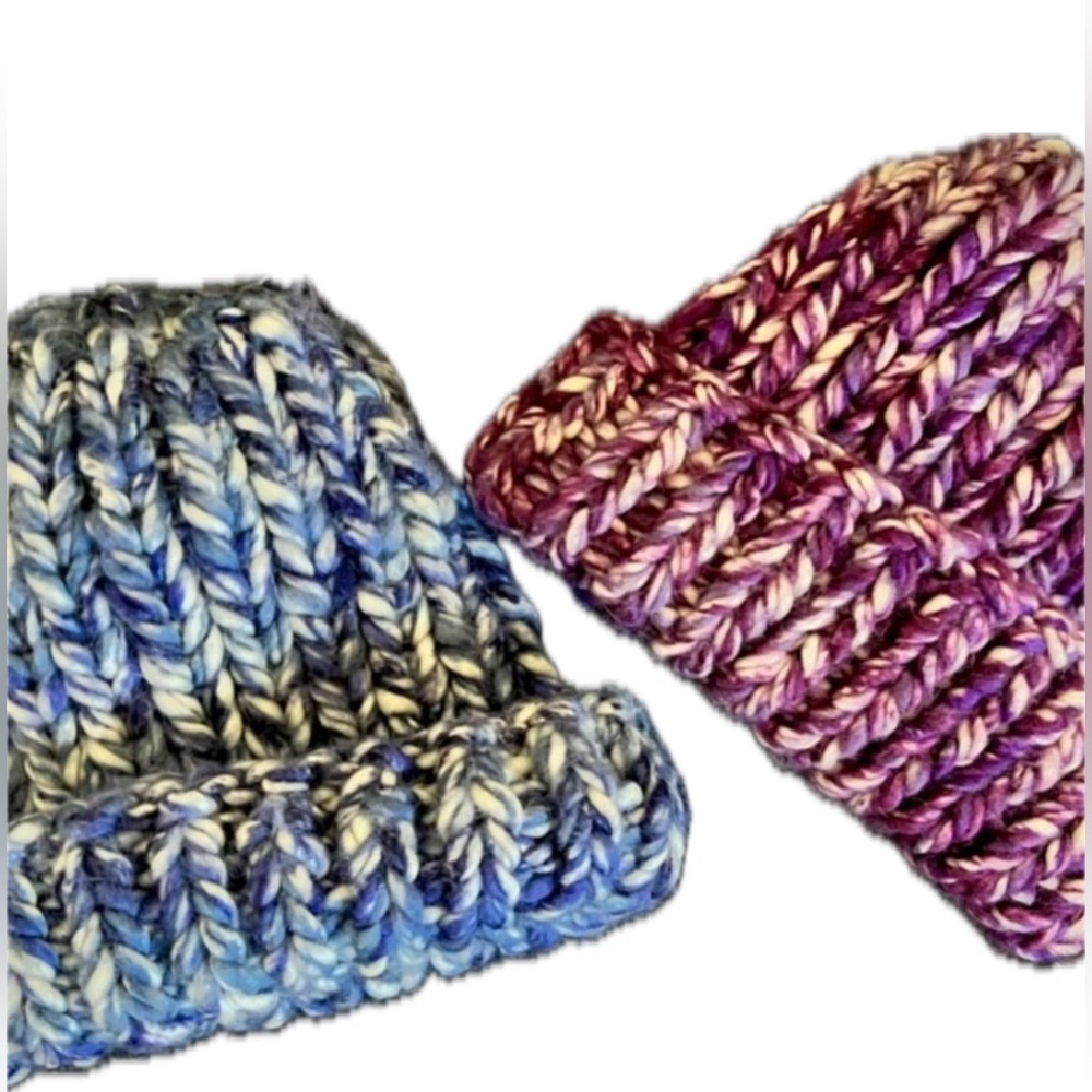 Hand Crafted
Knit Beanies YOUR CHOICE Blue OR Purple. NEW Thick, Cozy & Warm